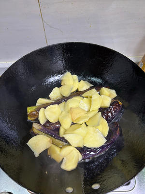 Northeast home cooking: potato stewHow to make eggplant step 3